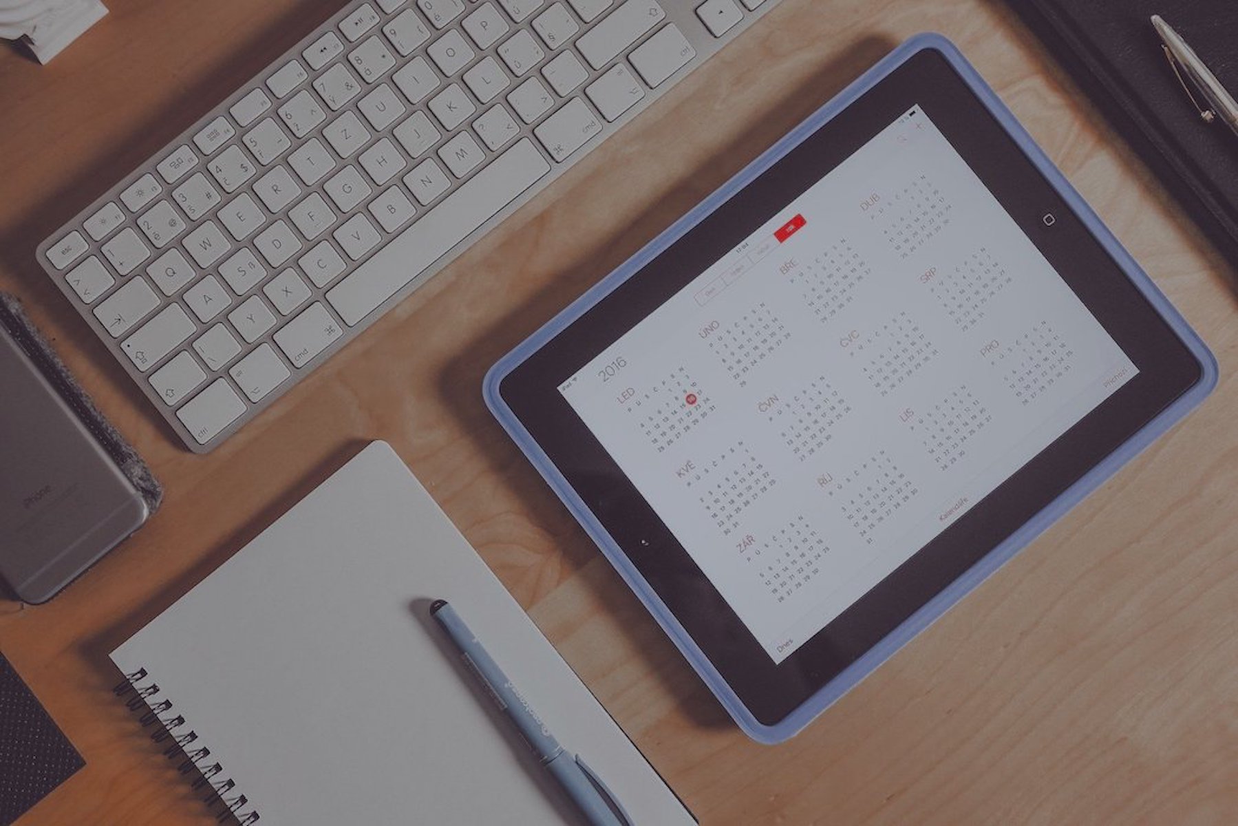 creating content for social media | iPad calendar notes